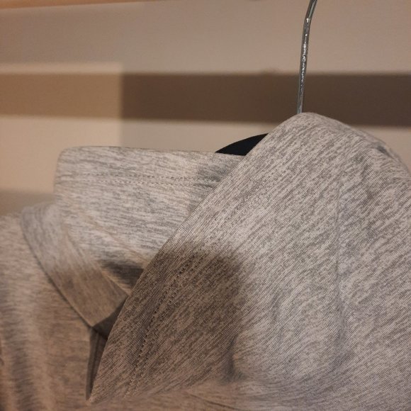 Heather Grey Apana Active Shirt - Picture 3 of 8